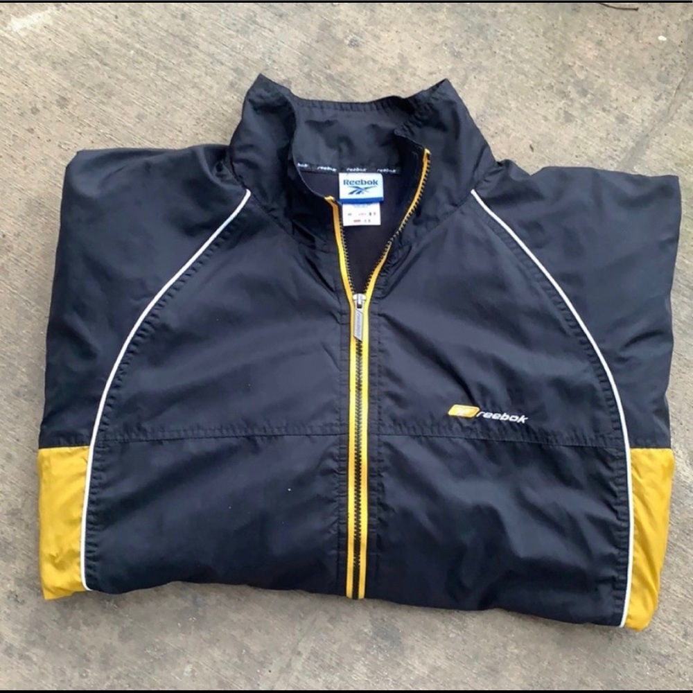 Classic Reebok Windbreaker ⚫️🟡